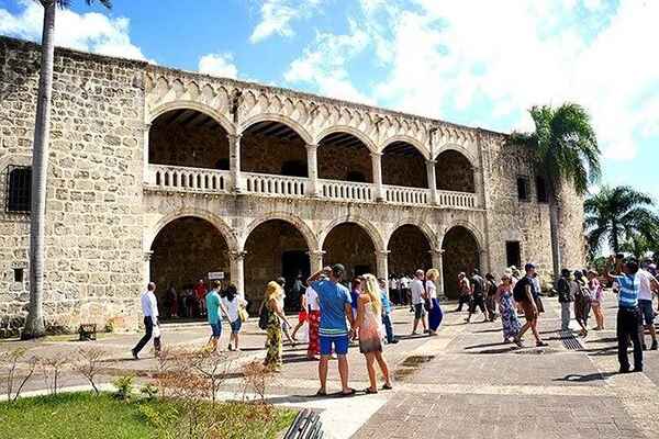 columbus alcazar